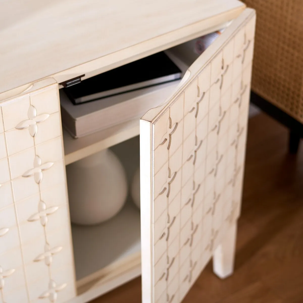 Sula 2 Door 1 Shelf Chest