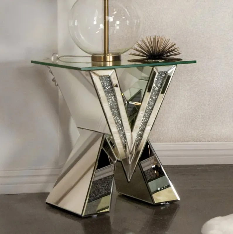 Taffeta V-shaped End Table with Glass Top Silver