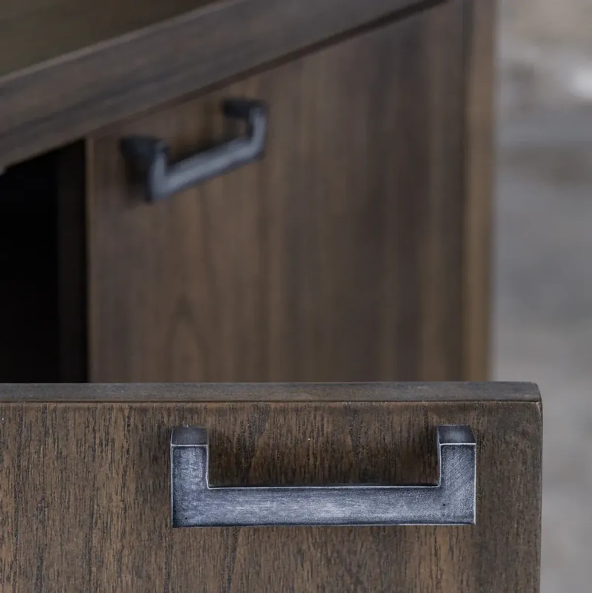 Nadie Console Cabinet