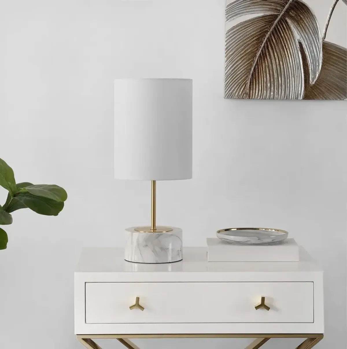 Kamilah Iron Table Lamp