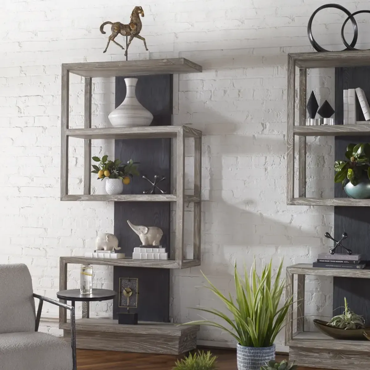 Nicasia Modern Etagere