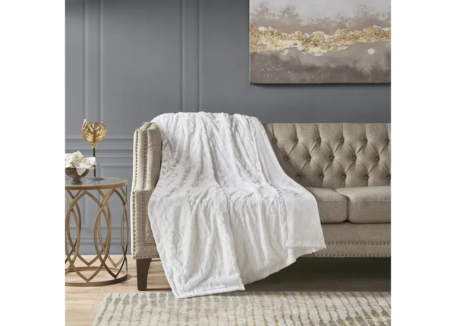 Madison Park Zuri White Oversized Faux Fur Throw