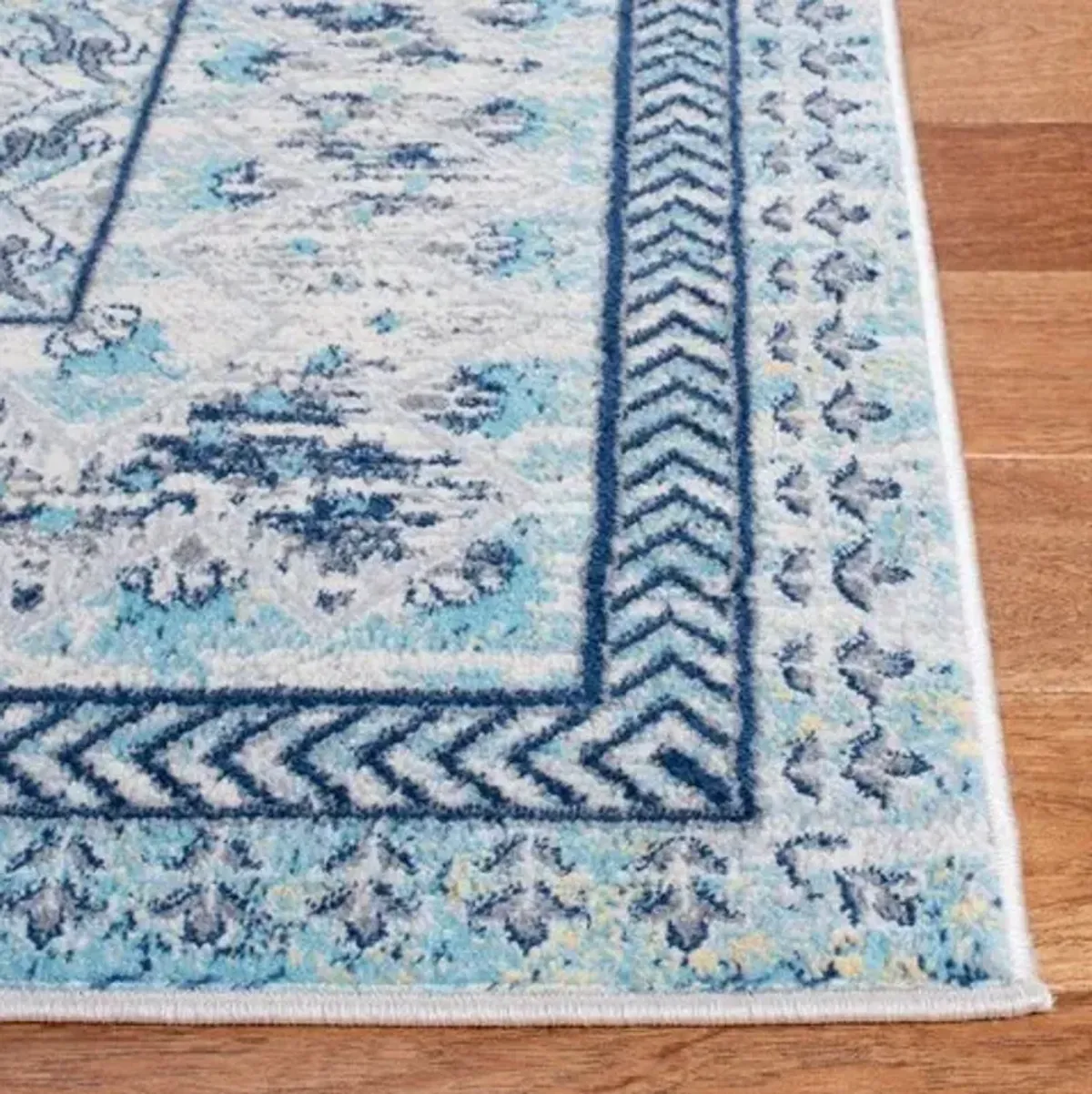 Brentwood 899 Ivory / Aqua 2' X 12' Runner Powerloomed Rug