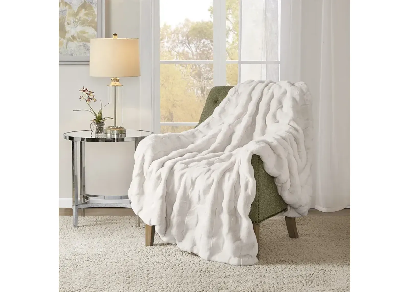 Vivienne Faux Fur Throw