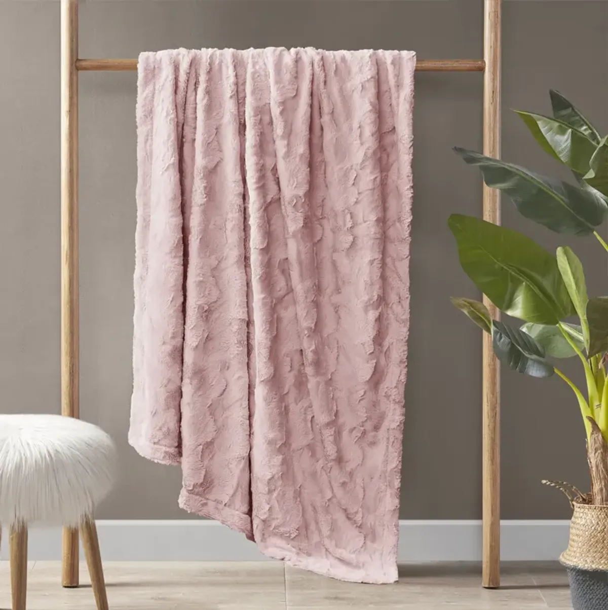 Madison Park Zuri Blush Oversized Faux Fur Throw