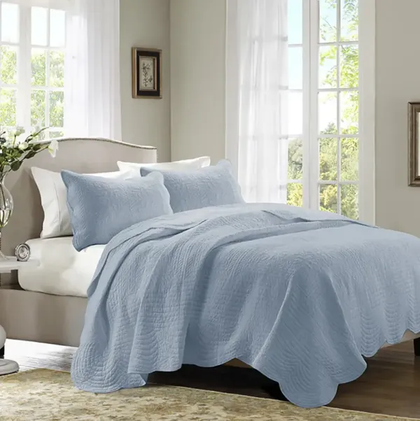 Madison Park Tuscany Blue 3 Piece Reversible Scalloped Edge Quilt Set