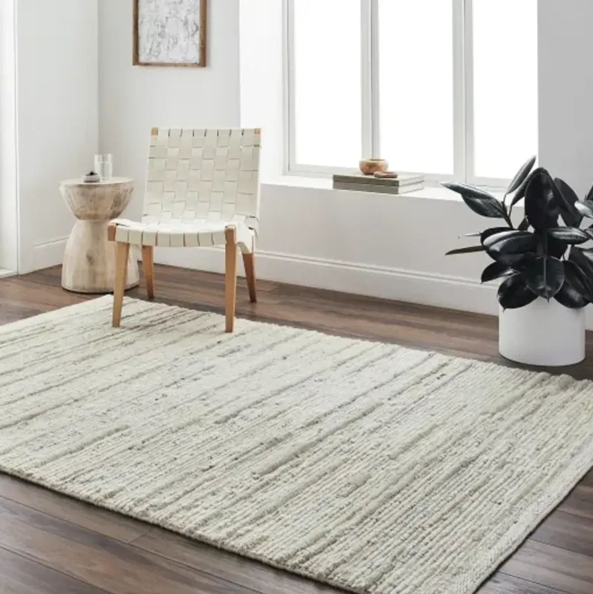 Manisa MNS-2301 2'6" x 8' Rug