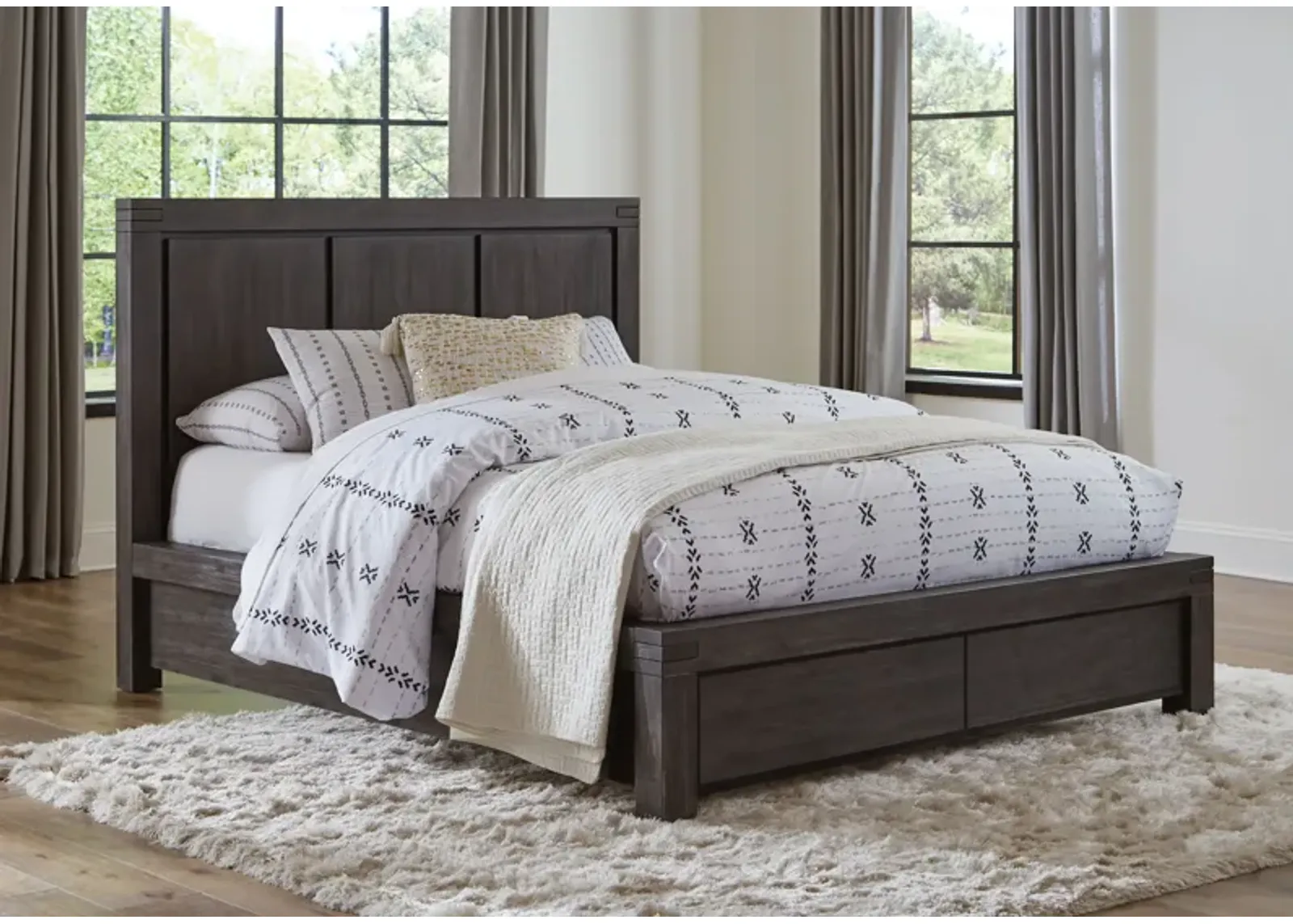 Meadow King-Size Solid Wood Storage Bed in Graphite