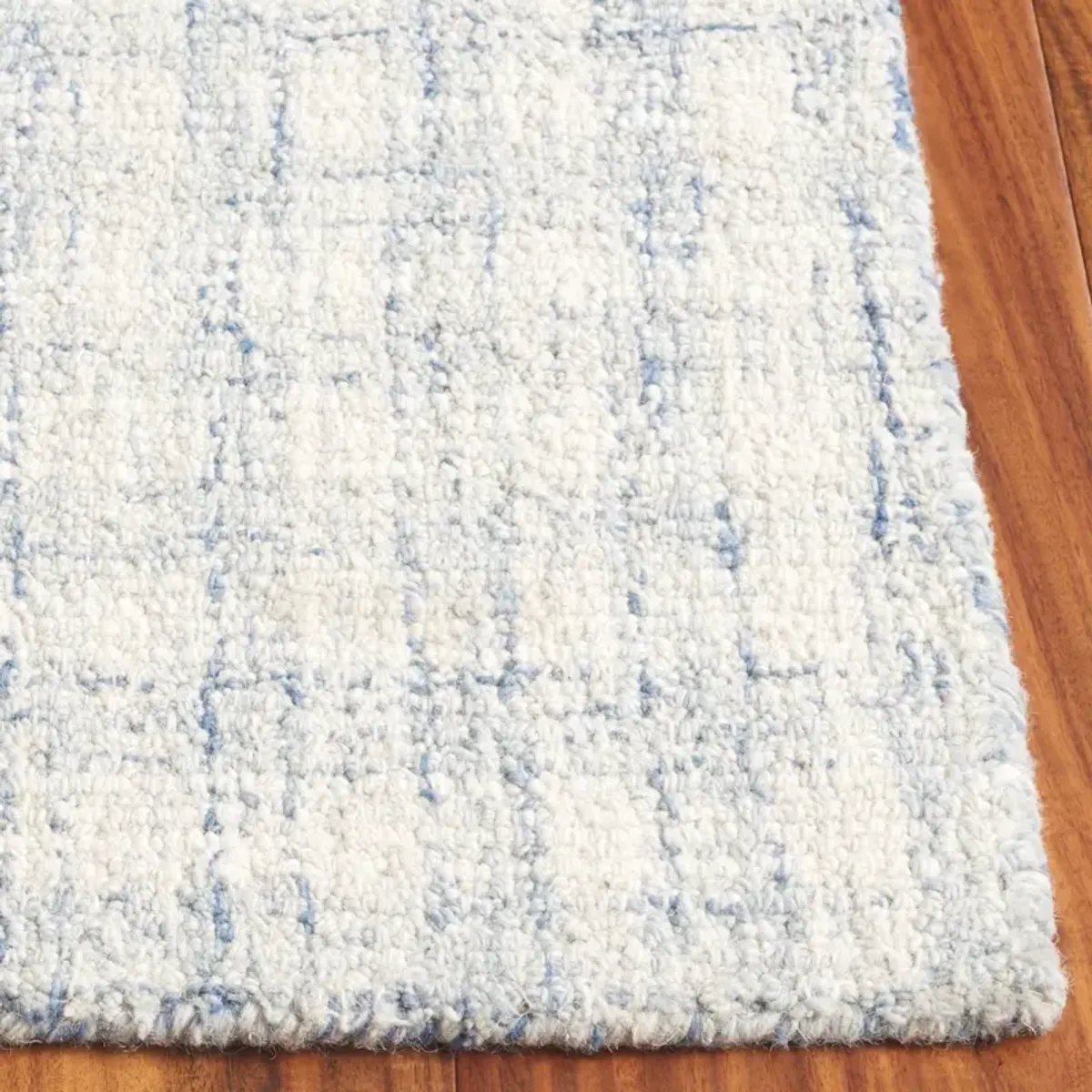 EBONY 140 BLUE  2'-3' x 9' Runner Rug