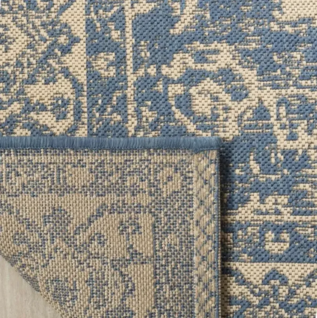 LINDEN 137 Collection LND137N-212 Cream / Blue 2'-2" X 12'