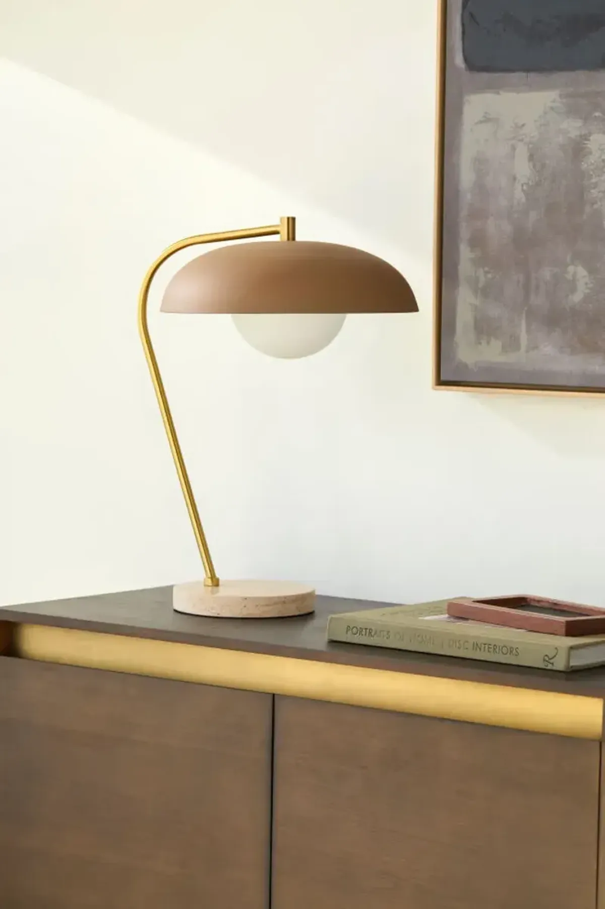 Hordio HOR-002 19"H x 13"W x 13"D Accent Table Lamp
