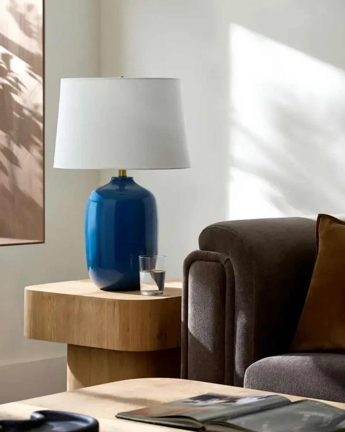 Morven MVN-001 27"H x 18"W x 18"D Accent Table Lamp