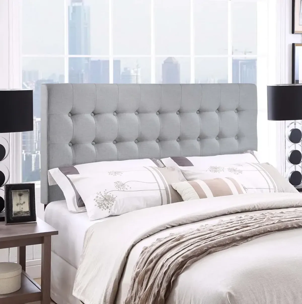 Tinble Queen Upholstered Fabric Headboard