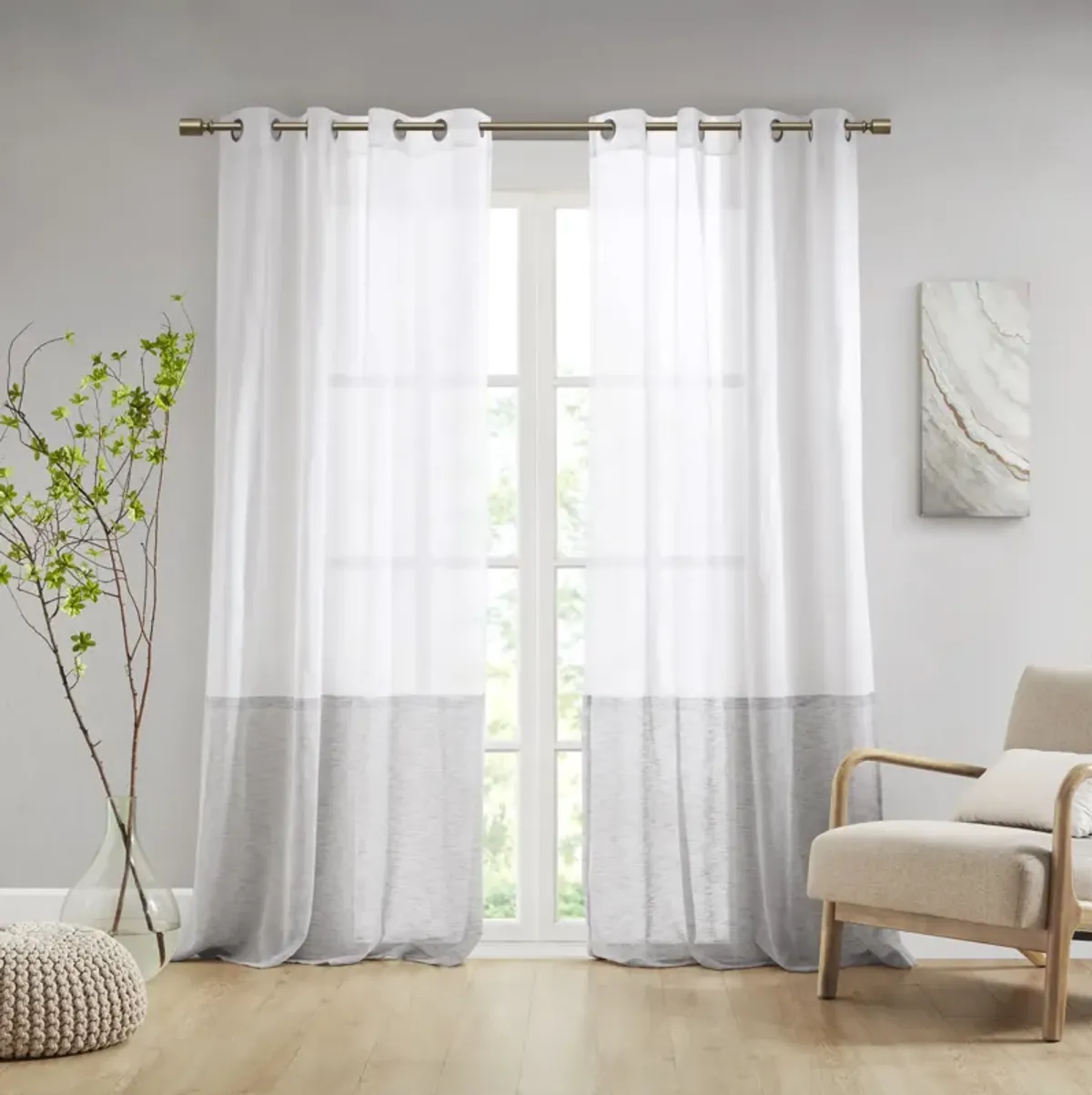 Croscill Casual Romo White/Grey Dual-colored Curtain Panel (Single)