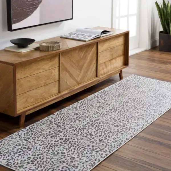 Tibetan TBT-2341 7'10" x 10'2" Machine Woven Rug