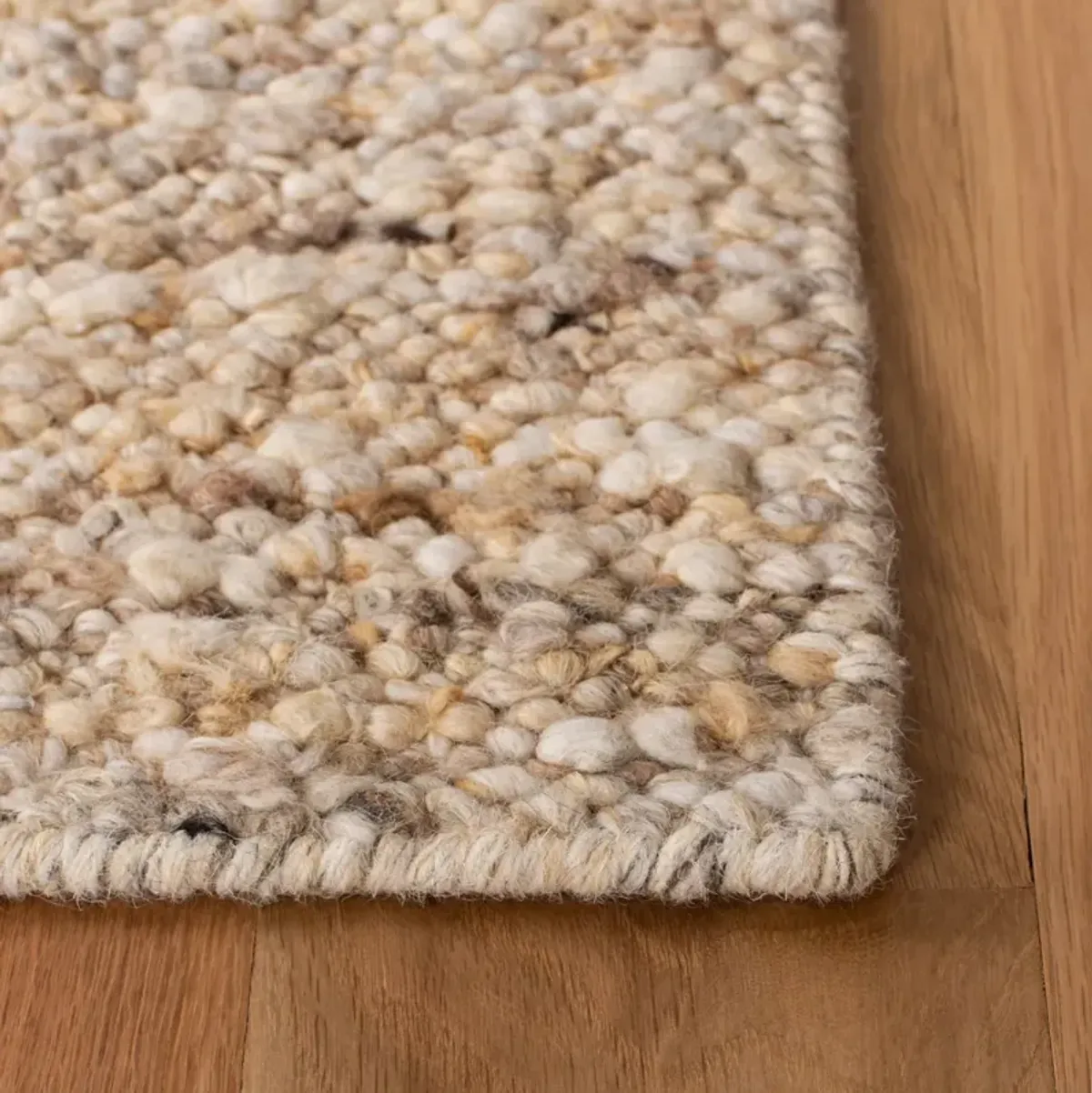 NATURA 263 BEIGE 2'-3' x 7' Runner Rug