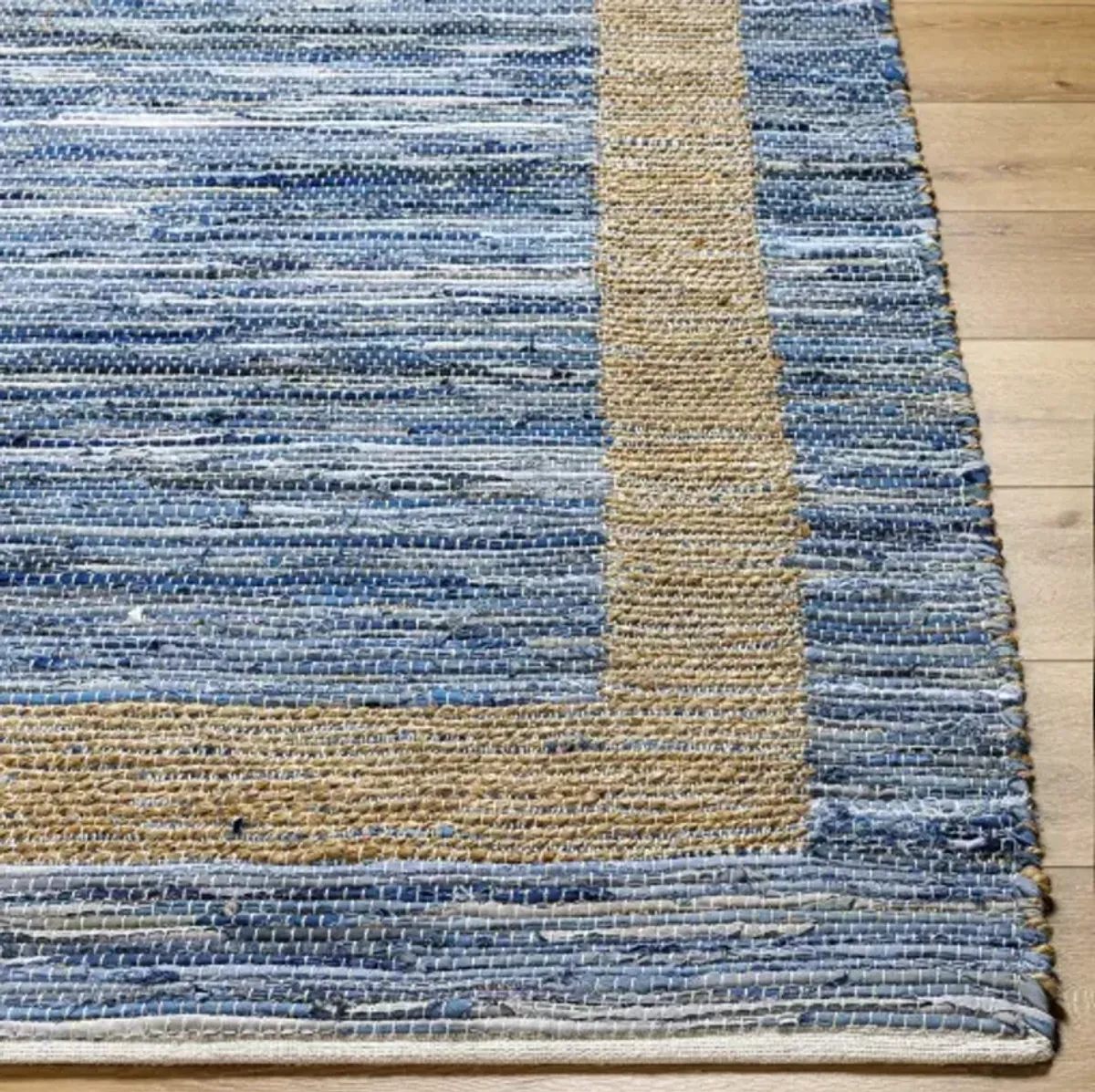 Jean JEA-2300 27" x 45" Hand Made Rug