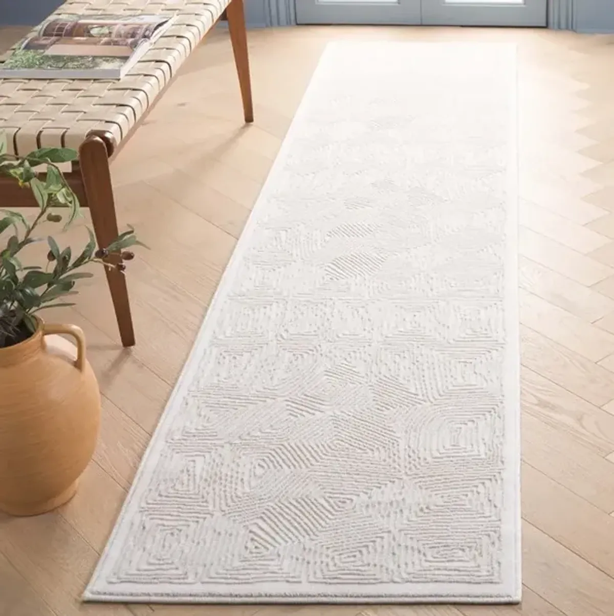 PRESTIGE 120 Beige  2'-3' X 8' Runner Rug