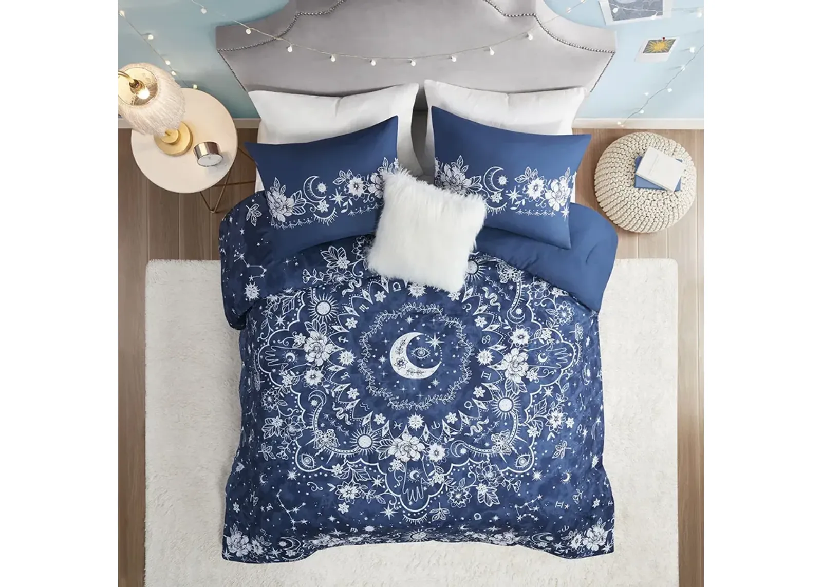 Intelligent Design Stella Navy Celestial Comforter Set