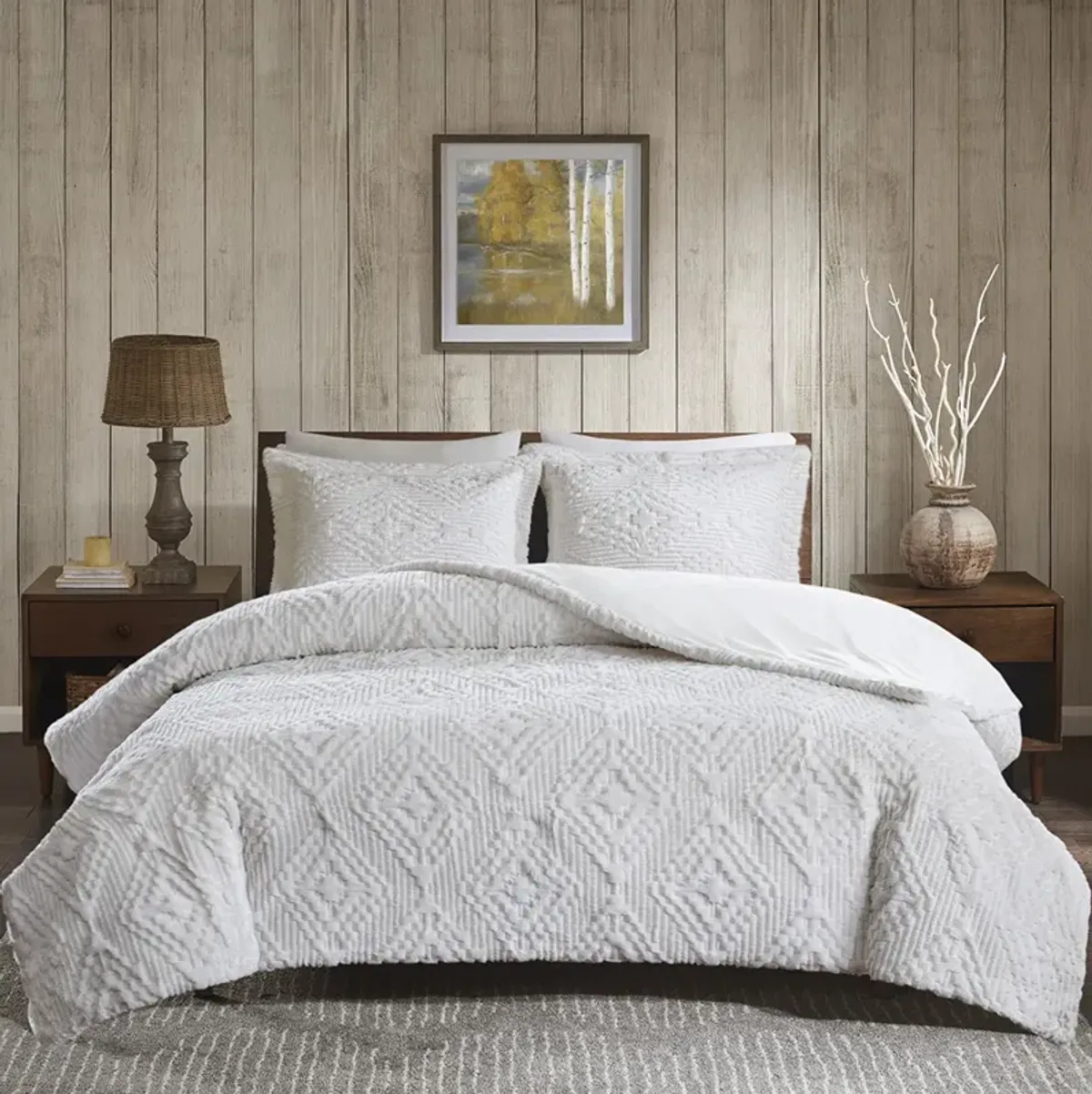 Woolrich Teton Ivory Embroidered Plush Quilt Set