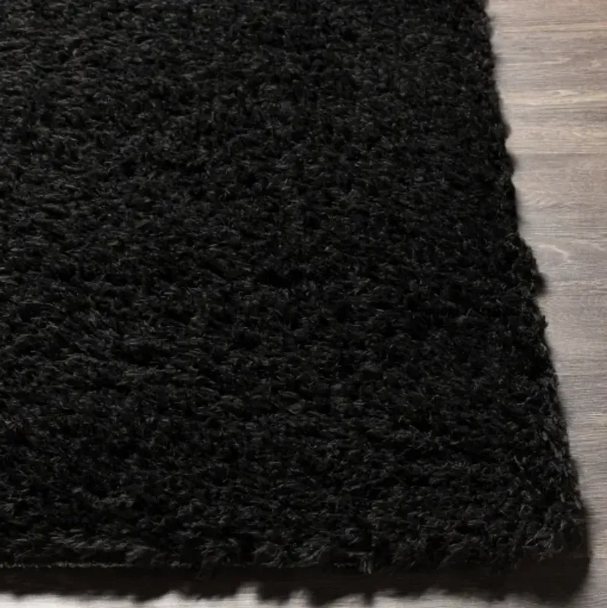 Angora 2'3" x 3'9" Rug