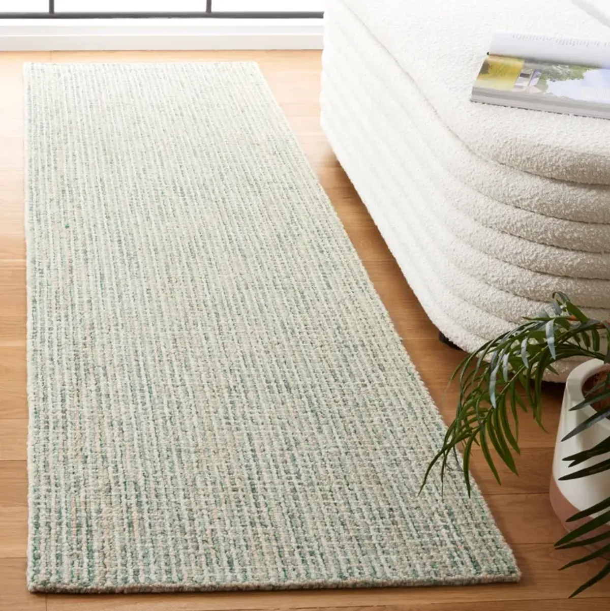 ABSTRACT 484 GREEN  2'-3' x 14' Runner Rug