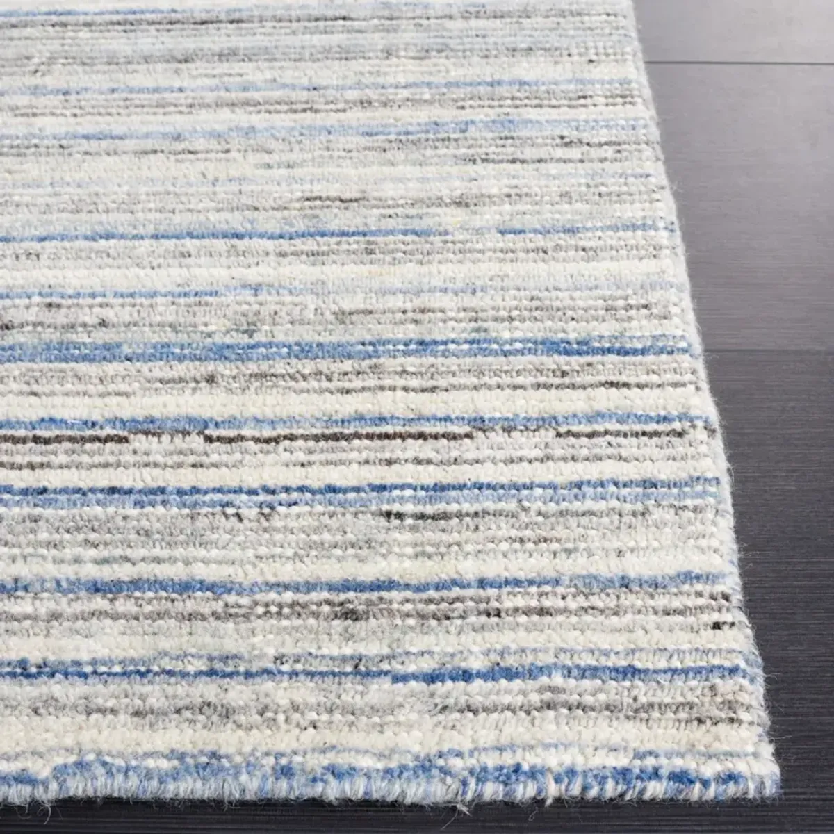 MIRAGE 462 IVORY  2'-3' x 8' Runner Rug