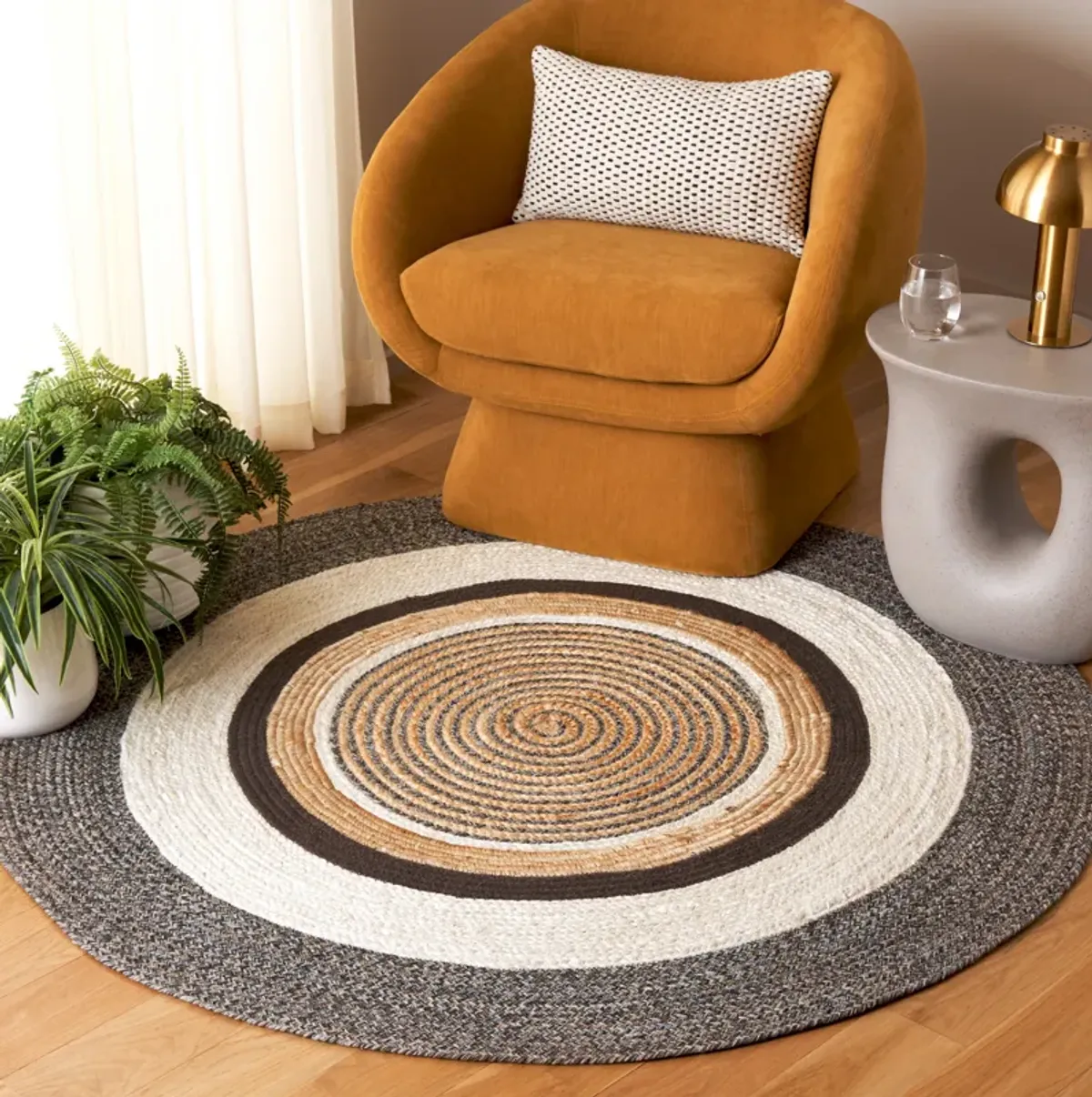 NATURAL FIBER Hand Woven 6' x 6' Round area rug