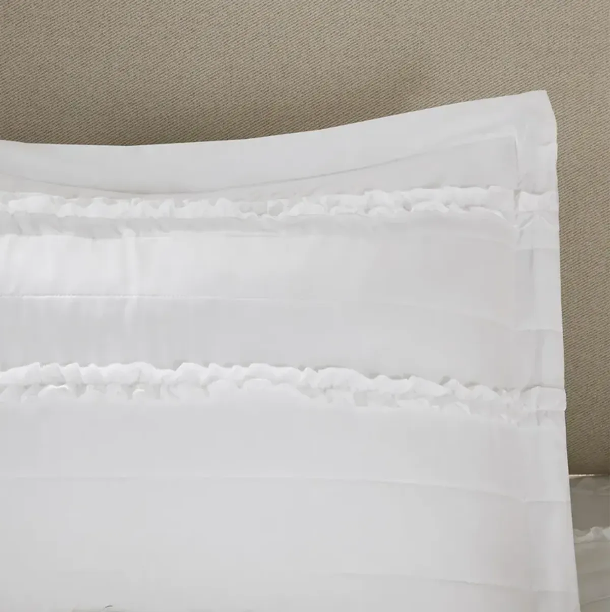 Madison Park Celeste White 4 Piece 2-in-1 Duvet Set