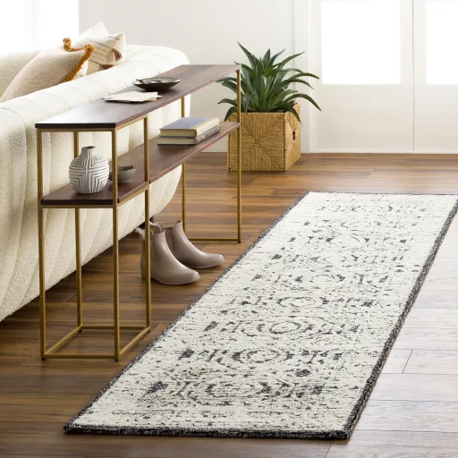 Louvre 6' x 9' Rug