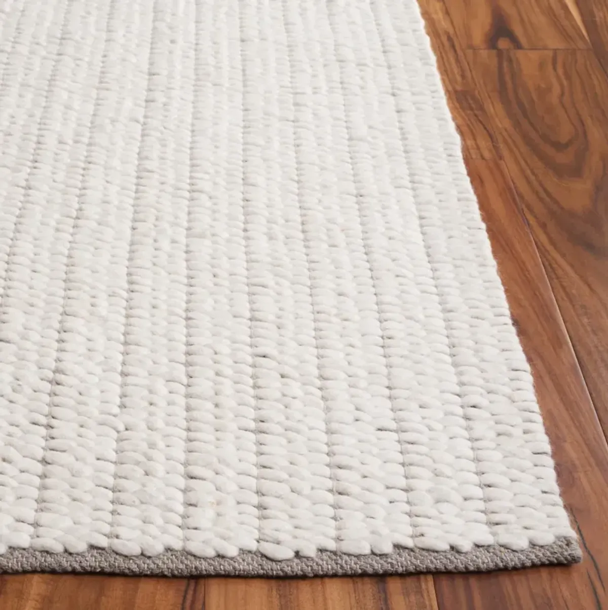 NATURA 706 IVORY 4' x 6' Small Rectangle Rug