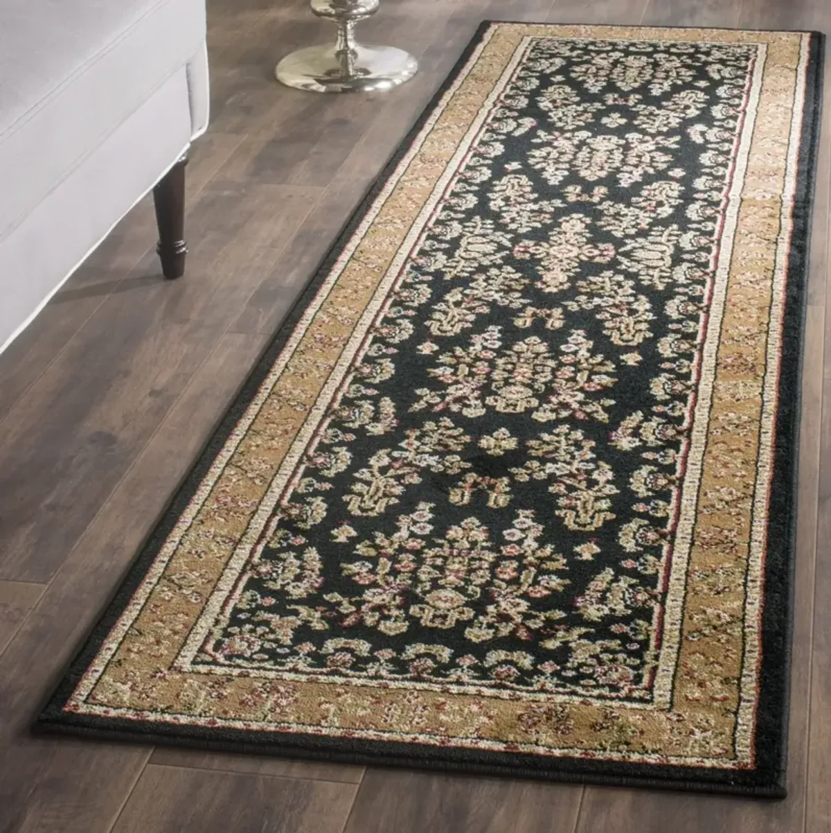 LNH331 BLACK  2'-3' x 18' Runner Rug