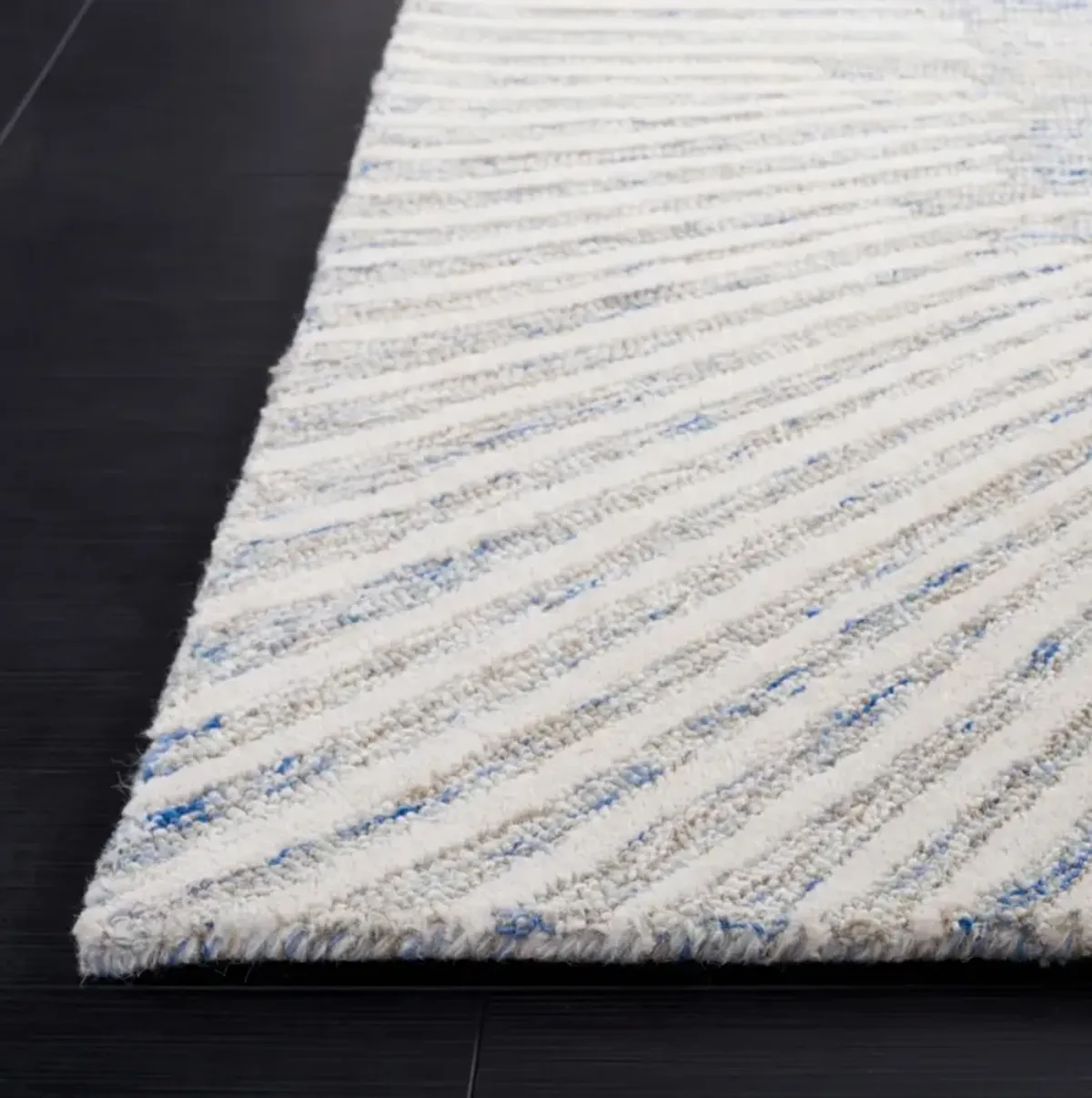 ABSTRACT 478 BLUE  2'-3' x 10' Runner Rug