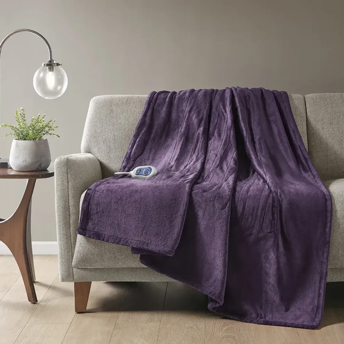 Beautyrest Heated Plush Purple Throw