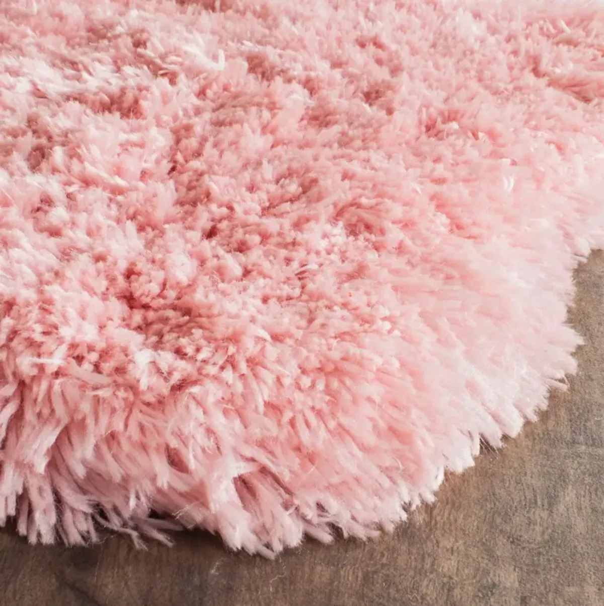 ARCTIC SHAG Pink 2'-6' X 4' Accent Rug