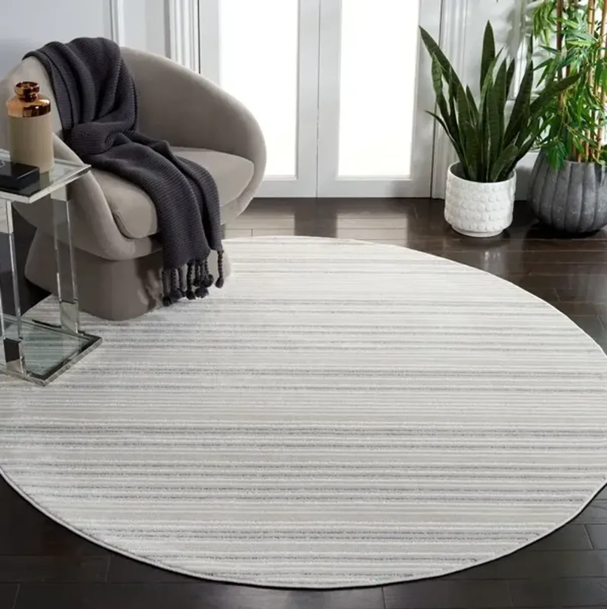 WHISPER 588 Grey  6'-7' X 6'-7' Round Round Rug