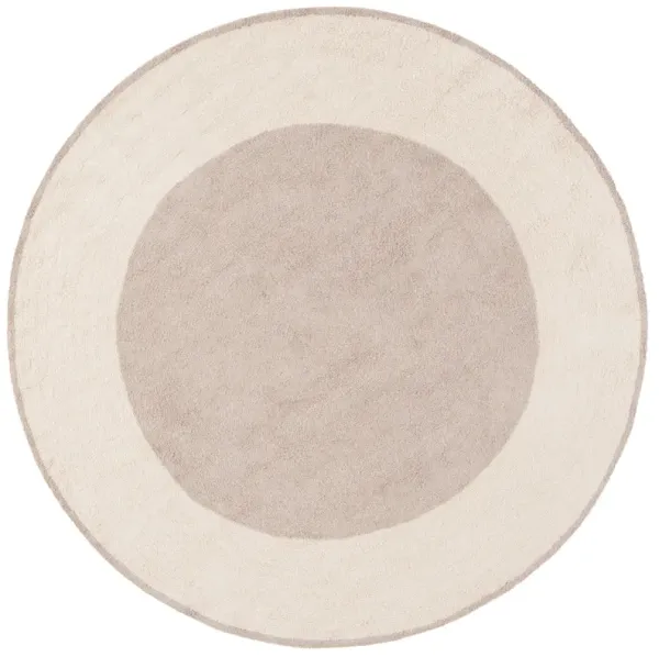EASY CARE Hand Tufted 5' x 5' Round area rug