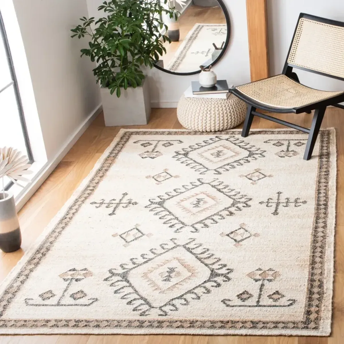 KILIM 762 IVORY  9' x 9' Square Square Rug