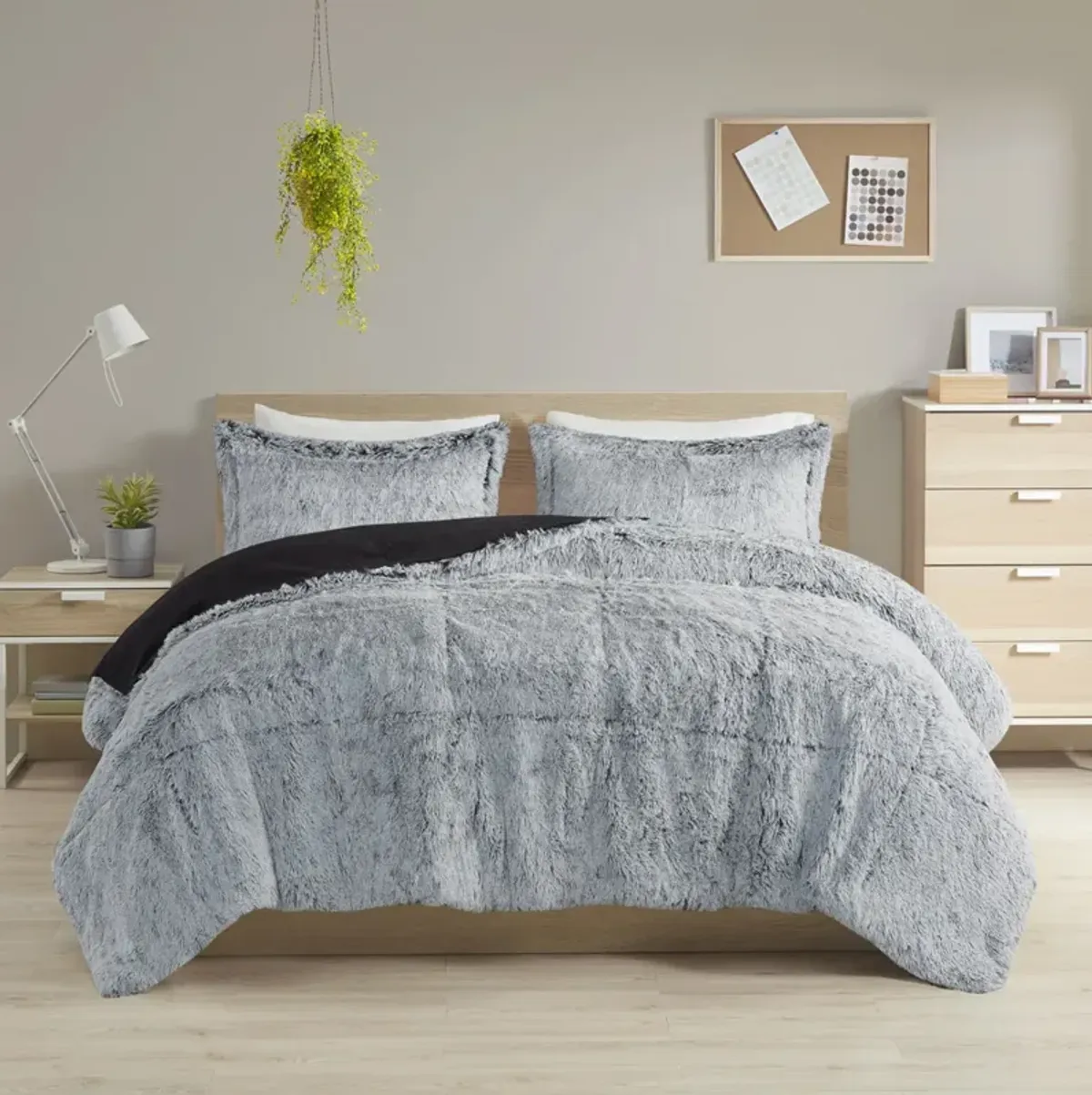 Malea Shaggy Long Fur Comforter Mini Set