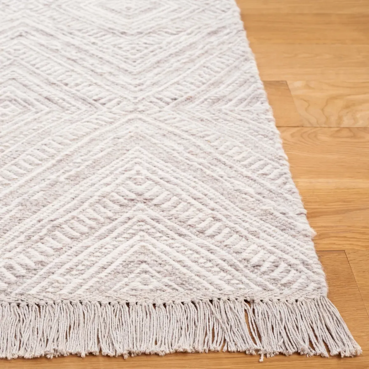 KILIM 767 BEIGE  2'-3' x 8' Runner Rug