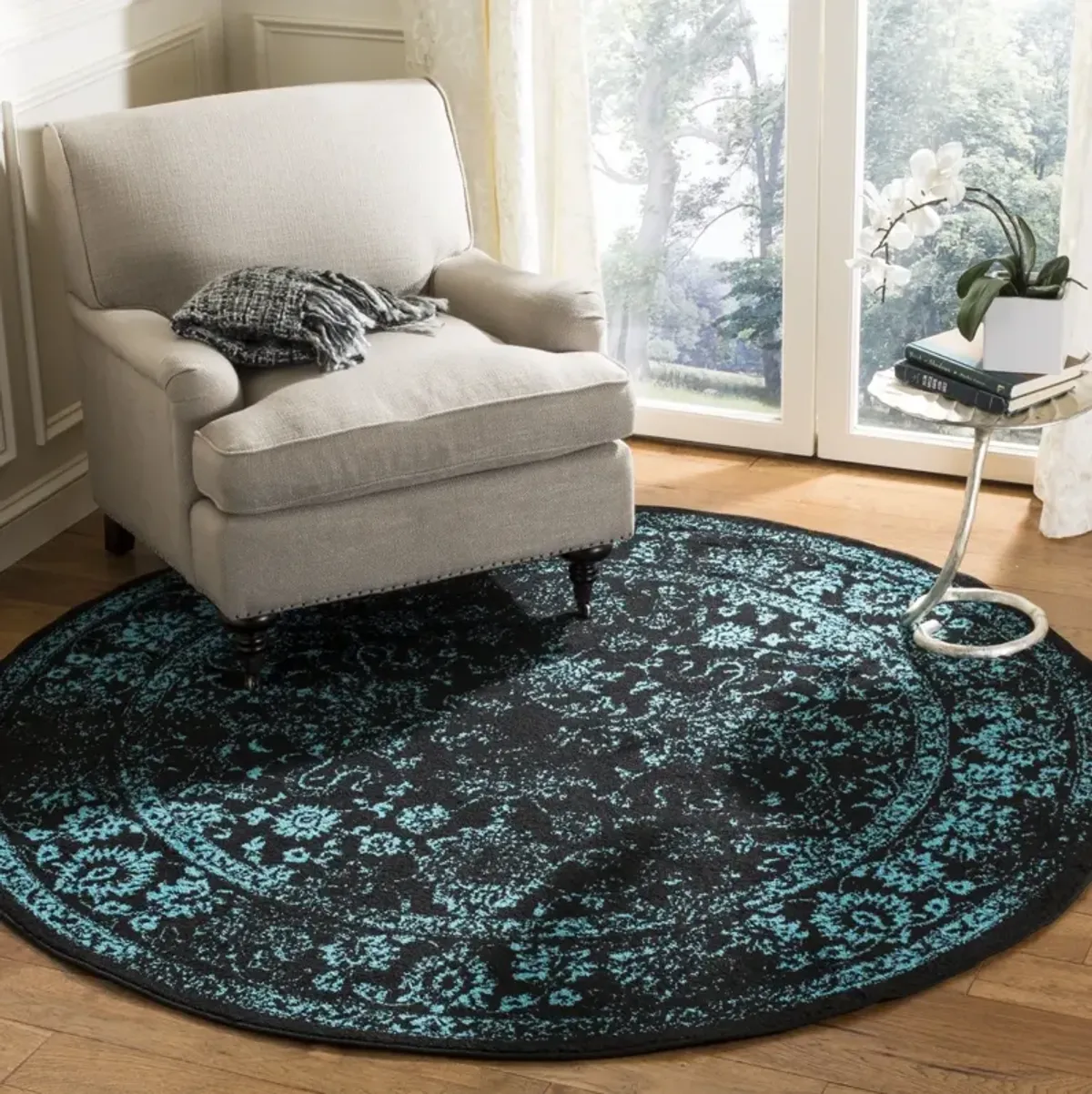 ADIRONDACK 109 BLACK  3' x 3' Round Round Rug