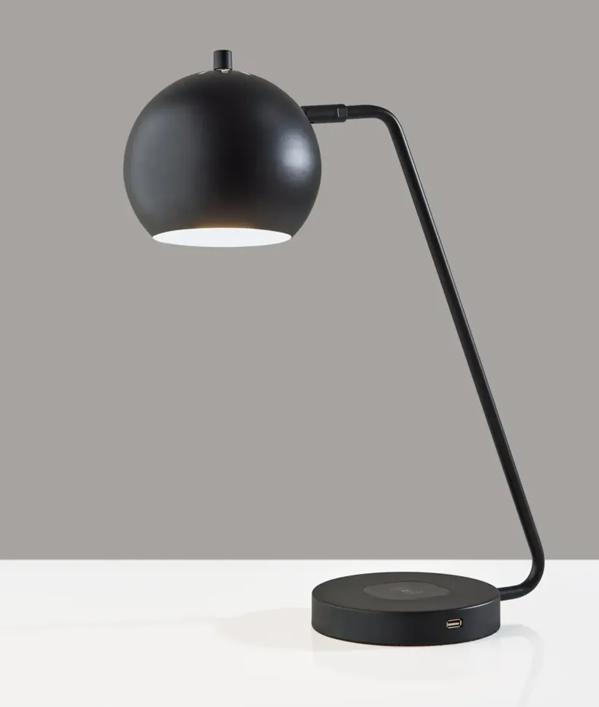 Emerson AdessoCharge Desk Lamp