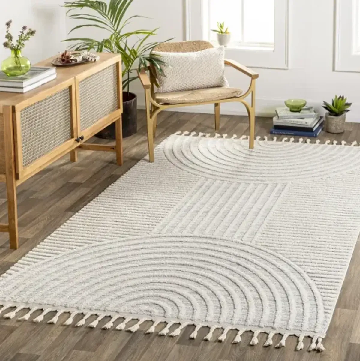 Nora 5'3" x 7' Rug