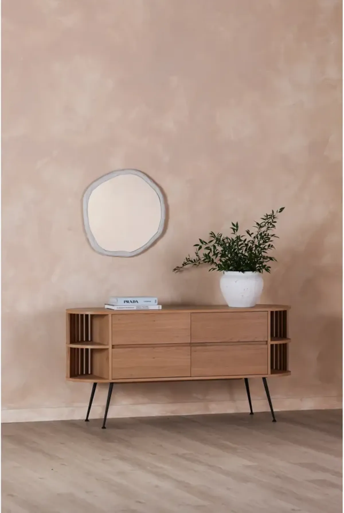 Henrich Sideboard