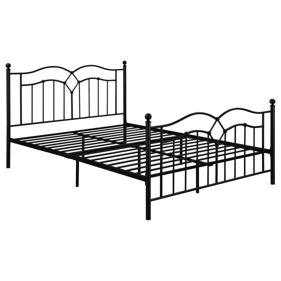 Klossen Queen Platform Bed Black