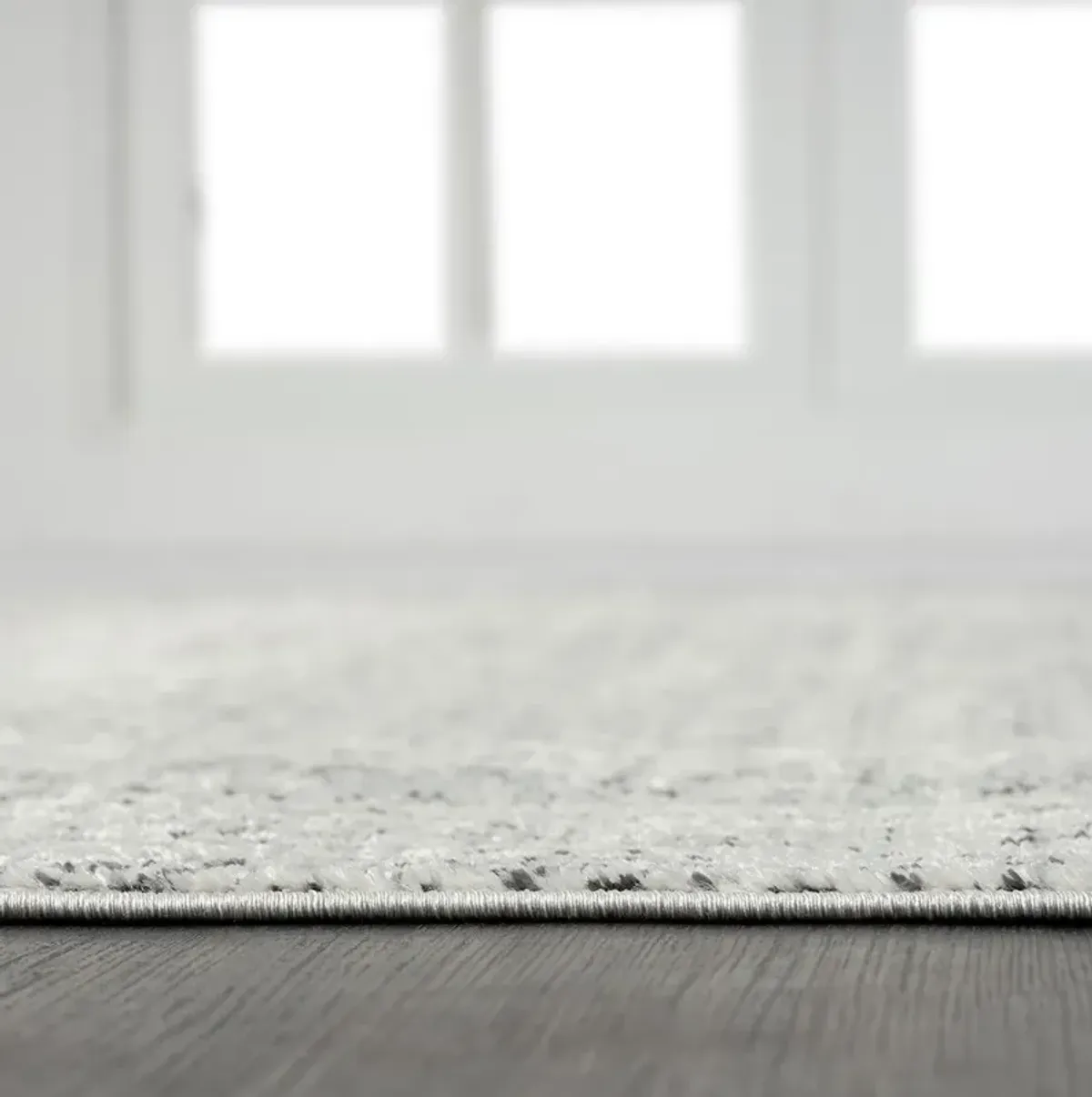 Madison Park Kenzie Grey/Cream Moroccan Bordered Global Woven Area Rug