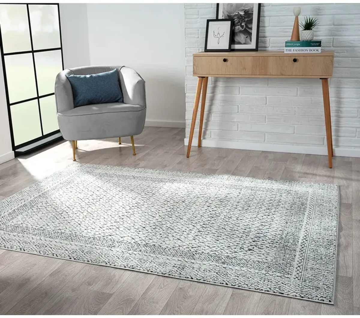 Madison Park Kenzie Grey/Cream Moroccan Bordered Global Woven Area Rug