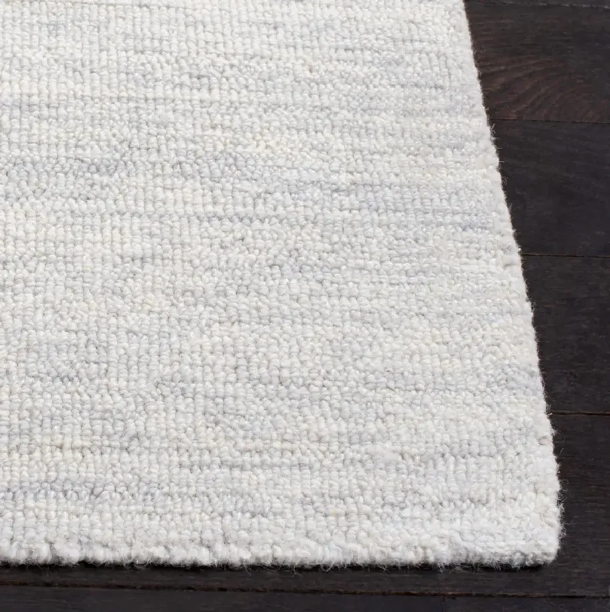 METRO 152 IVORY 2'-3' x 11' Runner Rug