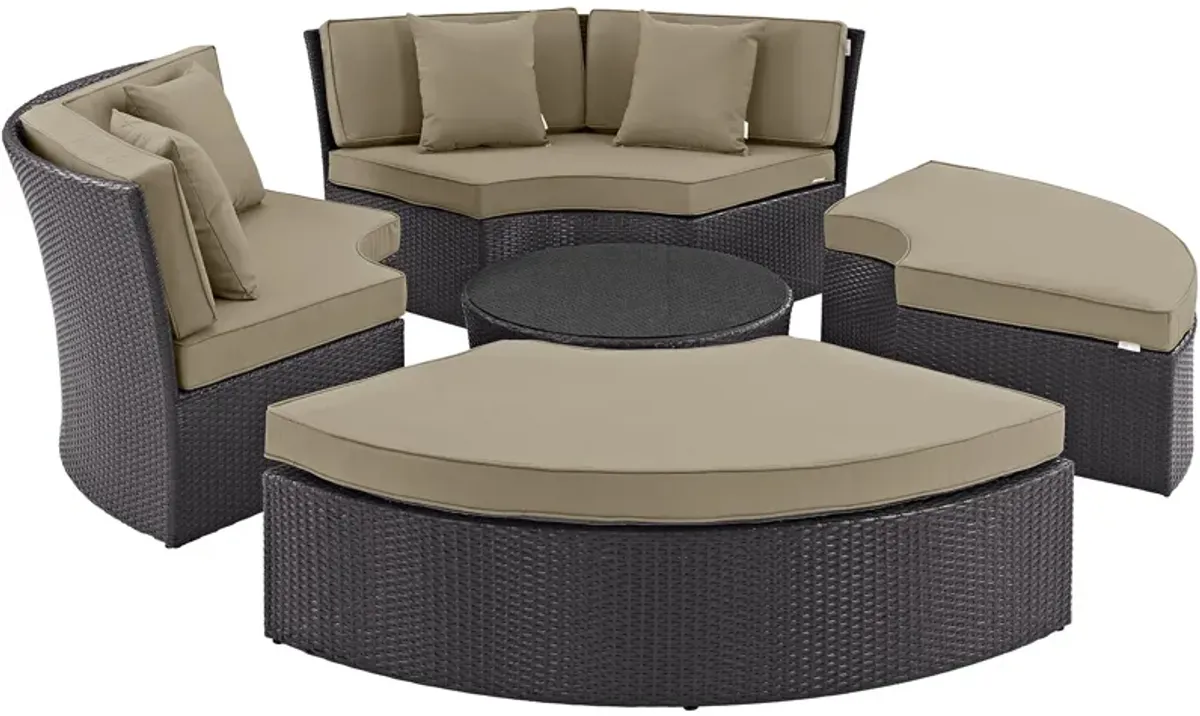 Convene Circular Outdoor Patio Daybed Set