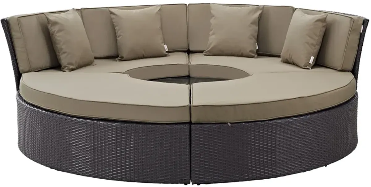 Convene Circular Outdoor Patio Daybed Set